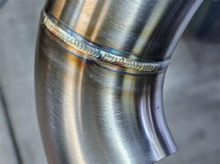Can Corten steel be welded to regular steel?