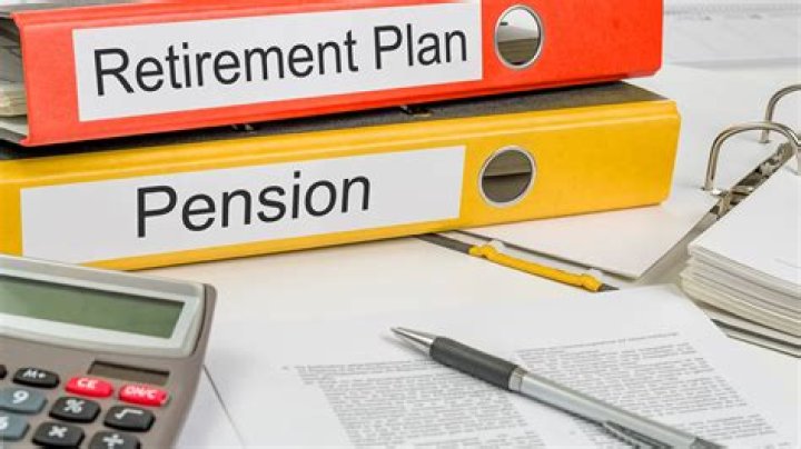Do retirees pay Medicare tax on pensions?