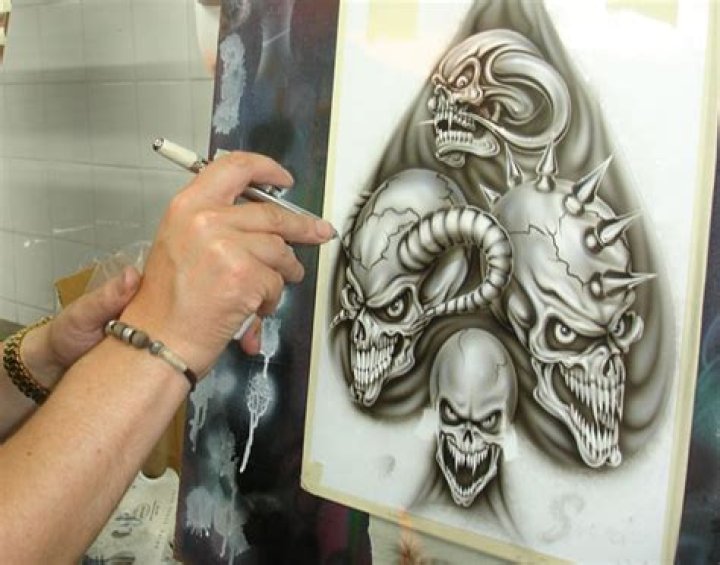 How do you become a professional airbrush artist?