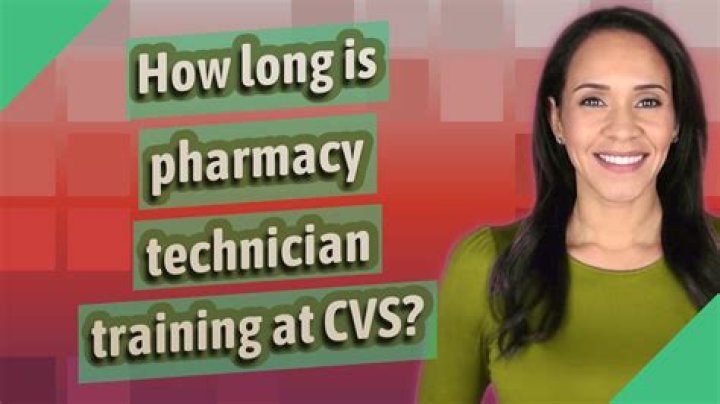 How long is pharmacy technician training at Kroger?
