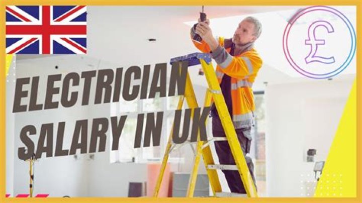 How much an electrician earns in UK?