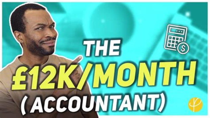 How much do accountants make UK 2021?