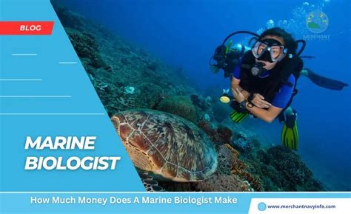 How much does a marine biologist make in South Africa?