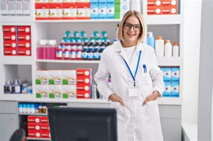 How much does a pharmacy technician make on Glassdoor?