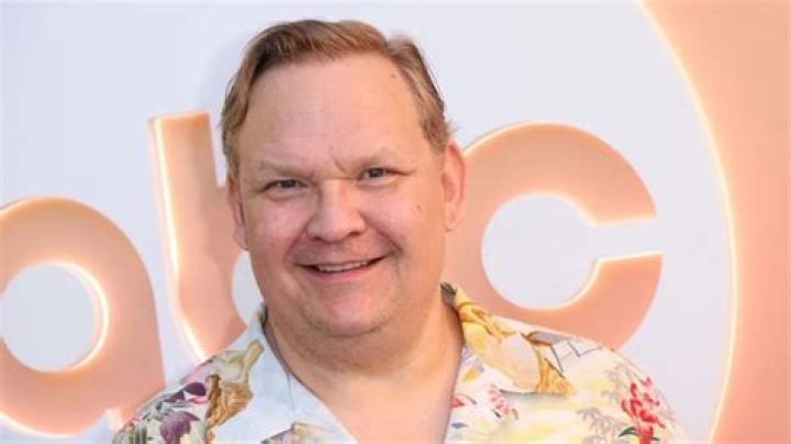How much does Andy Richter make?