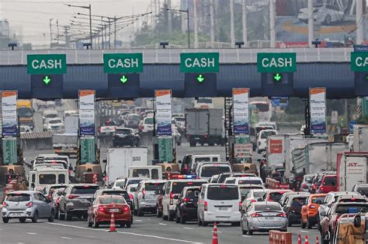 How much is the toll in NLEX?