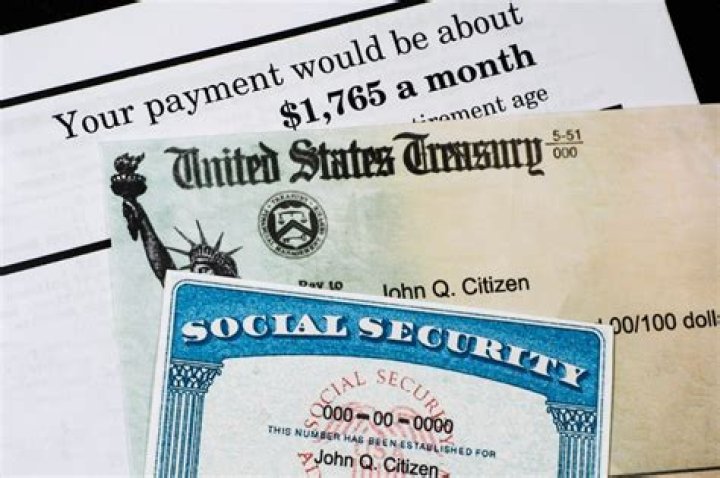 How much money comes out of your Social Security check for Medicare?