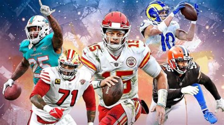 What did NFL players make in 1970?