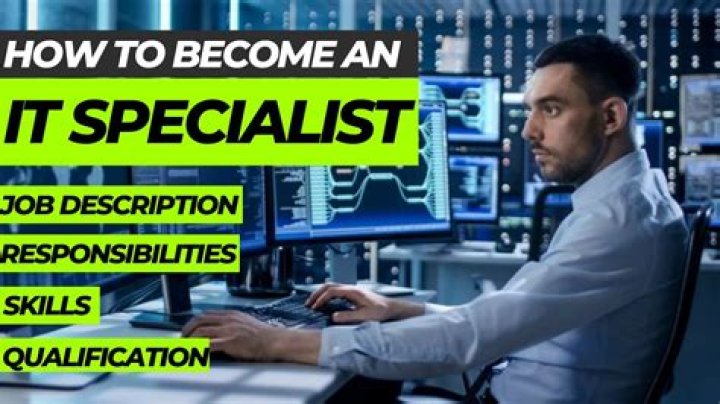 What does an IT systems specialist do?