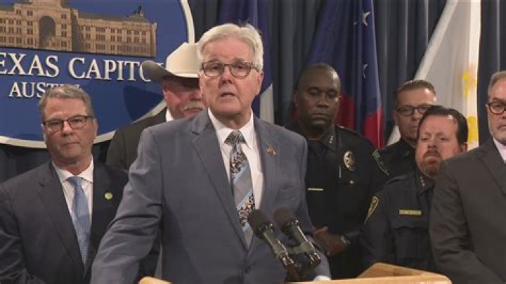 What is the current salary of the governor of Texas?