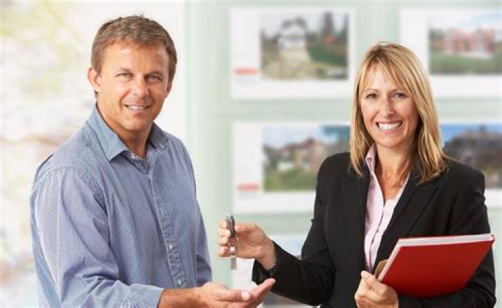 Who is the most successful real estate broker?