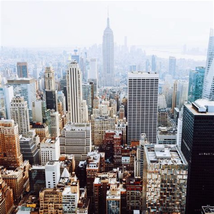 Who is the top selling realtor in New York City?